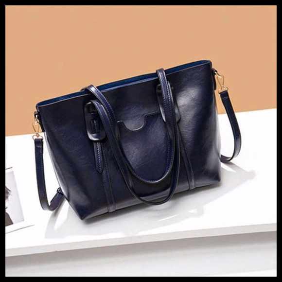 NEW JOLIE Crossbody Shoulder Bag - Picture 3 of 7